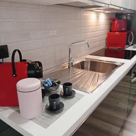 A Few Steps From Como, Beautiful Flat Apartment